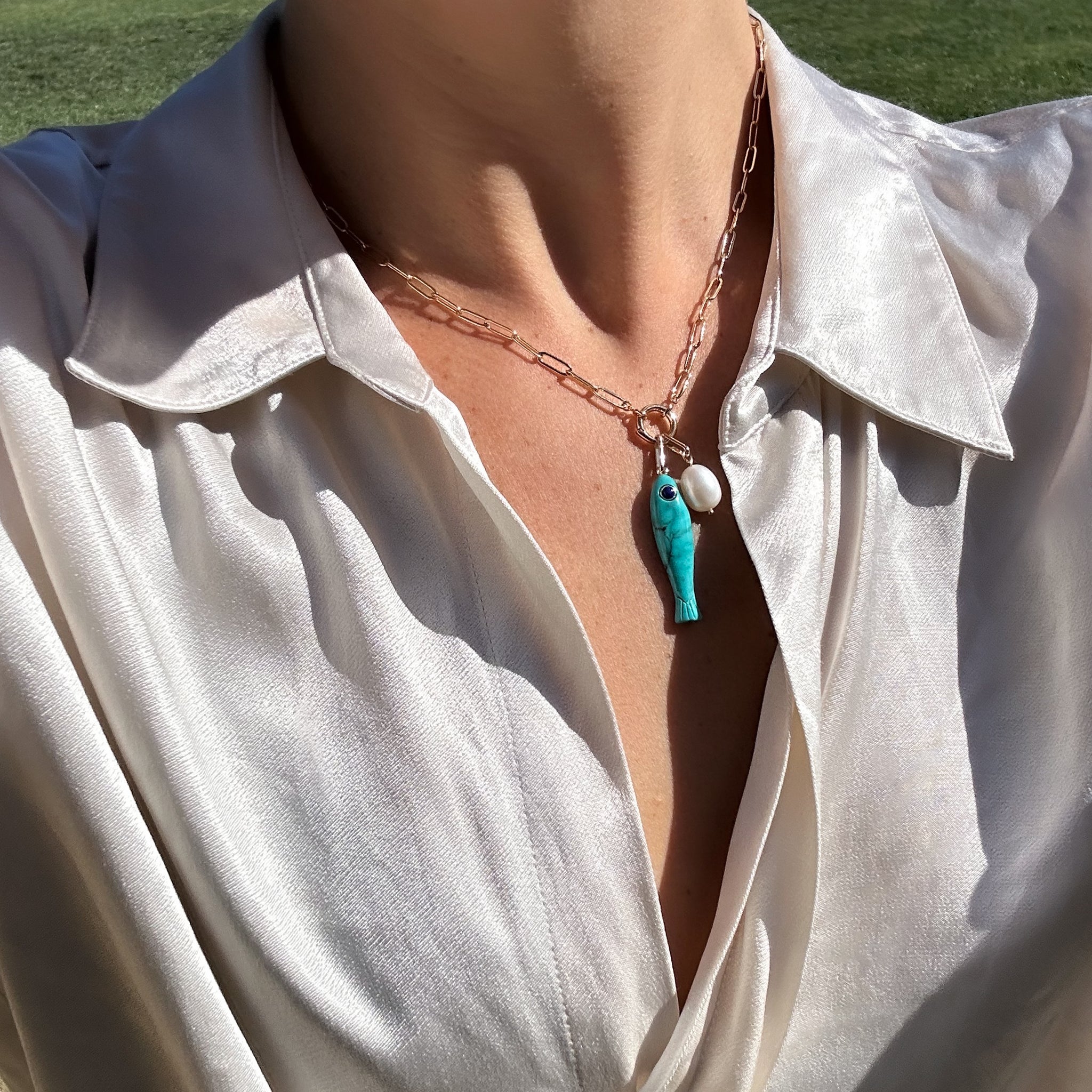 アクセサリー Fortuna Fortuna Howlite Fish Colette Necklace – THATCH