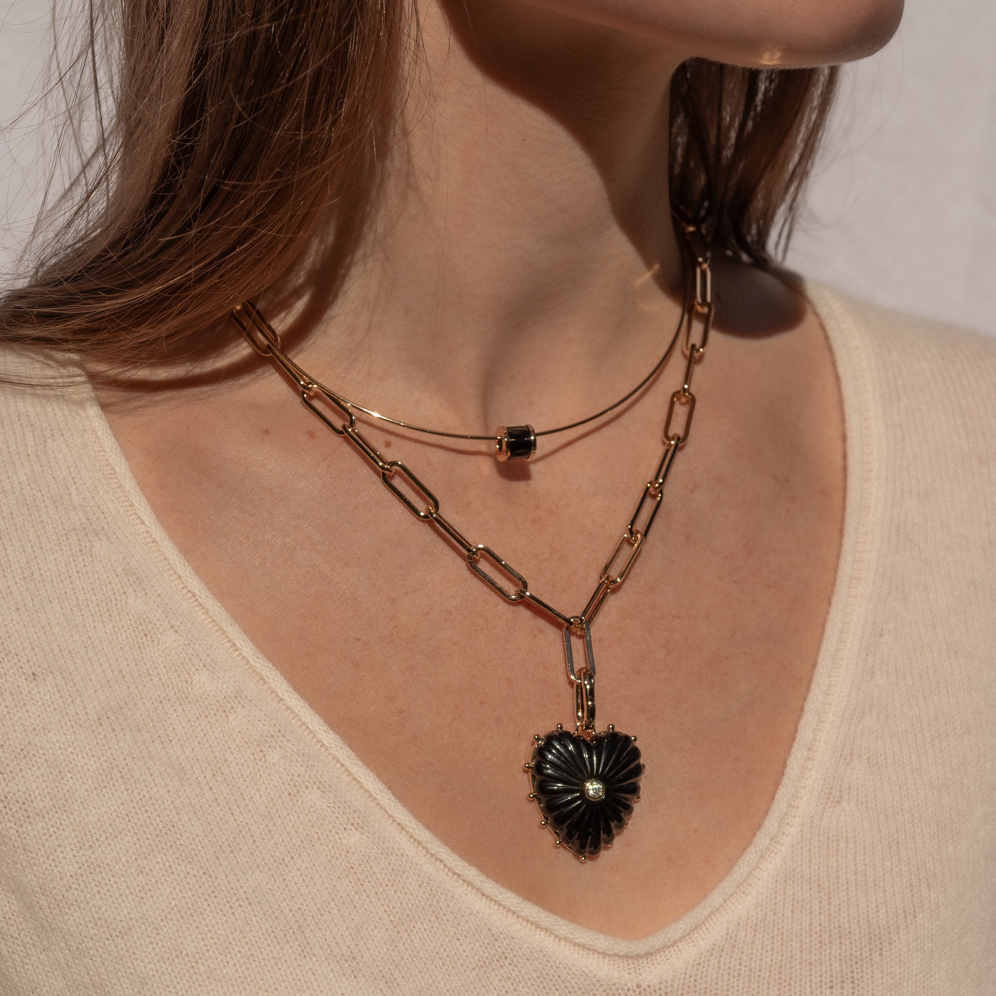 Malene_Onyx_Delphin_Black_2048