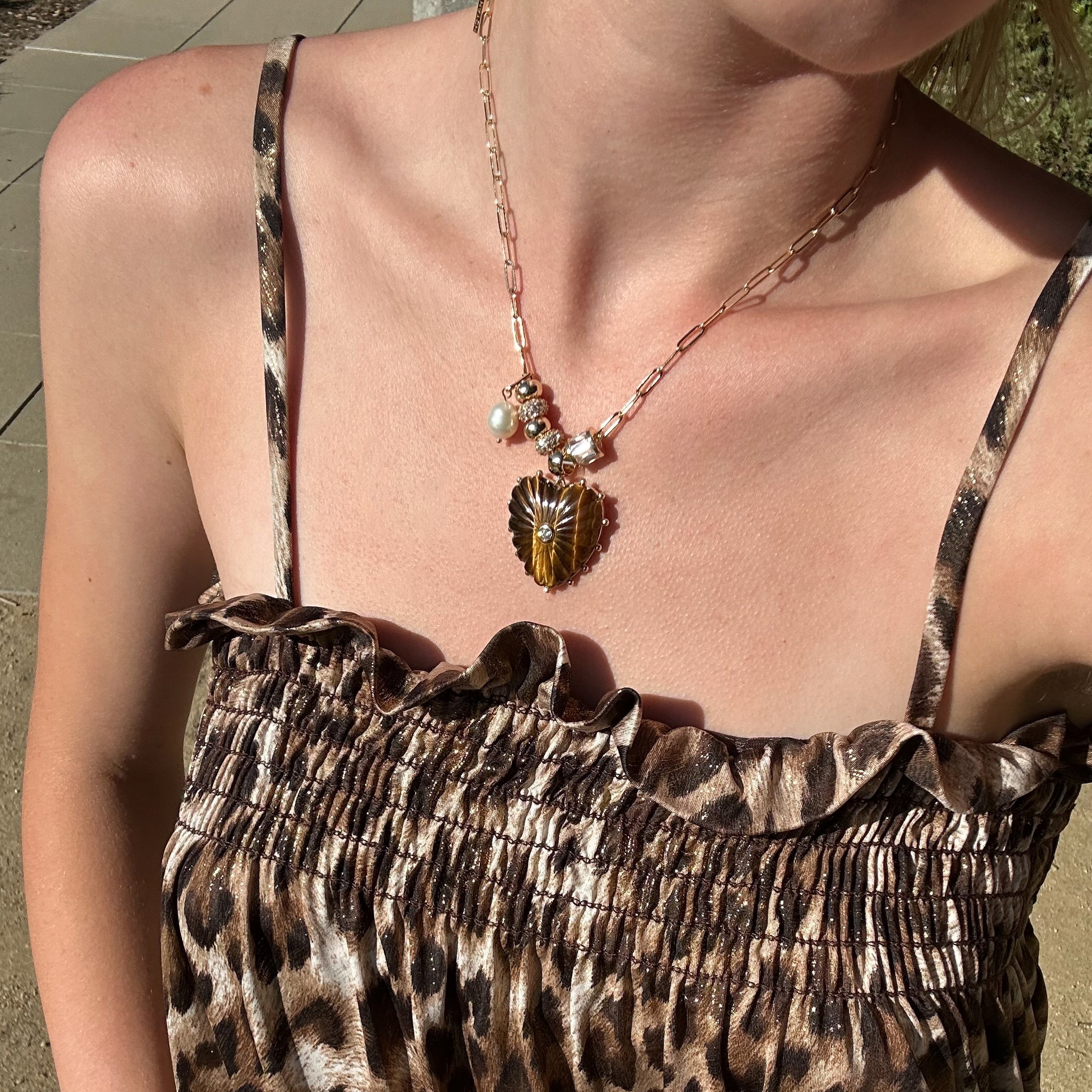 Soirée Tiger's Eye Heart Necklace – THATCH